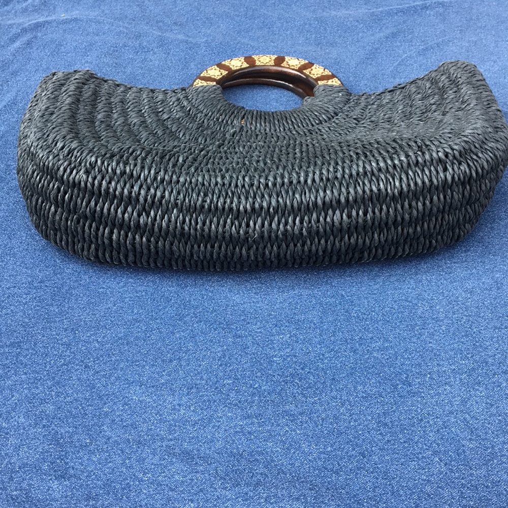 Coldwater Creek Straw Purse - Picture 3 of 6